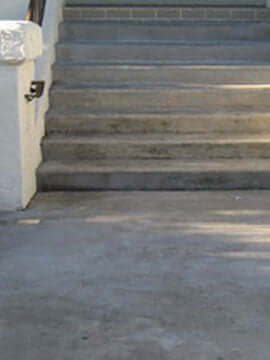 Concrete stairs before Like Nu restoration commercial services.